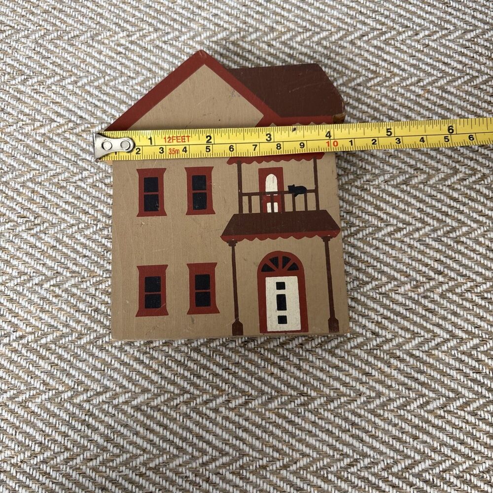 Vintage 1983 The Cat's Meow, Victorian House, Wooden Figurine - Picture 5 of 5